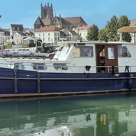 Spicy - Sejour Insolite Sur La Marne Meaux Bagian luar foto